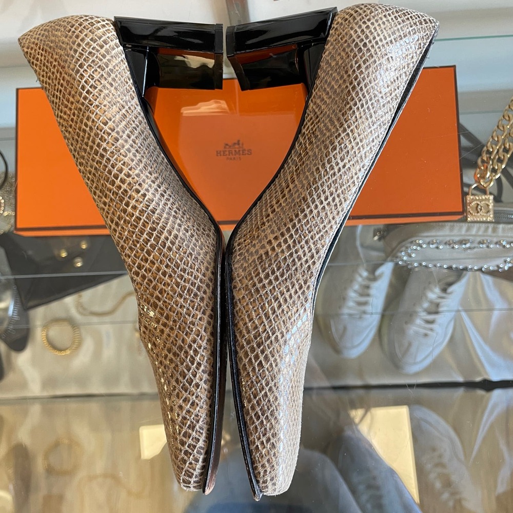 Stuart Weitzman Square Toe Snake Skin Pumps Tan N… - image 8